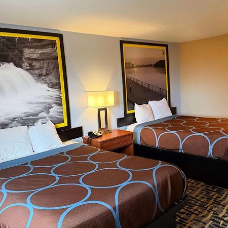 Super 8 By Wyndham Cozad Hotell Eksteriør bilde